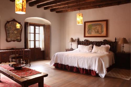 Real de Catorce Hotel | Indulge at Mesón de la Abundancia: Spa & Family-Friendly