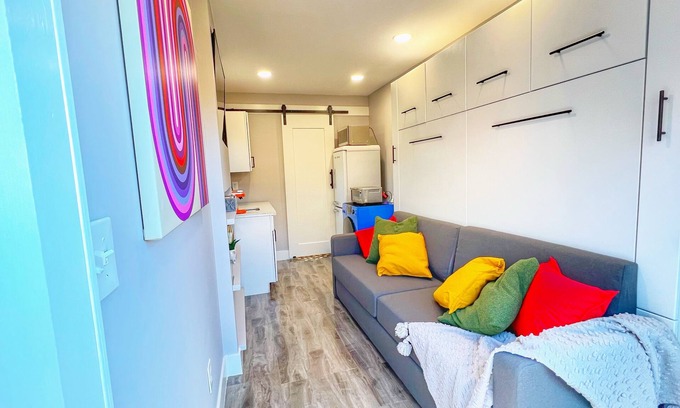 Bloomington Hills House | Experience Mesa View Tiny House with Ocean Views & Breakfast