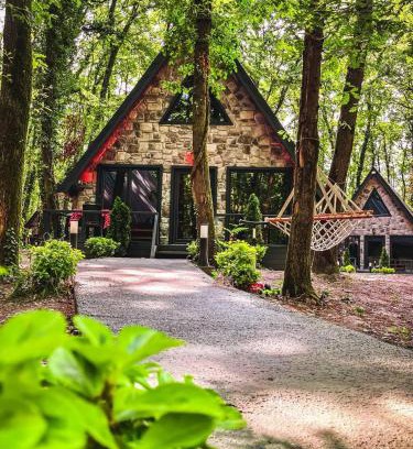 Kartepe Bed & Breakfast | Discover Meselik Park Bungalov with Oceanfront Views