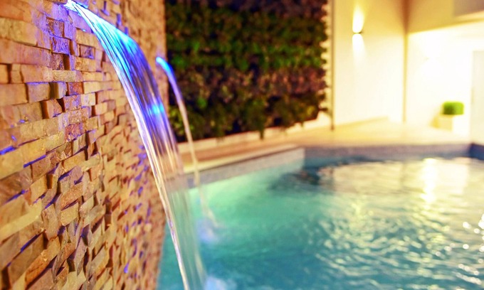 Al Hoora Hotel | Relax at Meshal Hotel & Spa: 4-Star Comfort with Pool