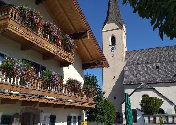 Teisendorf Hotel | Discover Mesnerwirt: Family & Pet-Friendly Retreat