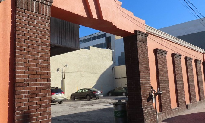 Nuevo Laredo Hotel | Budget-Friendly Retreat at Meson Del Rey with Spa & Breakfast