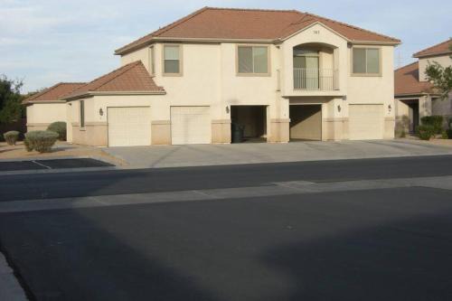 Mesquite House | Relaxing Mesquite Nevada Vacation Rental with Pool & Hot Tub