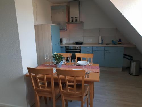 Monheim Apartment | Convenient MESSE CGN-DUS Studio for Families and Groups