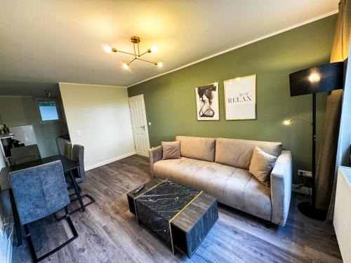 Mittelfeld Apartment | Discover Messenah: Family-Friendly Stay with Free Parking