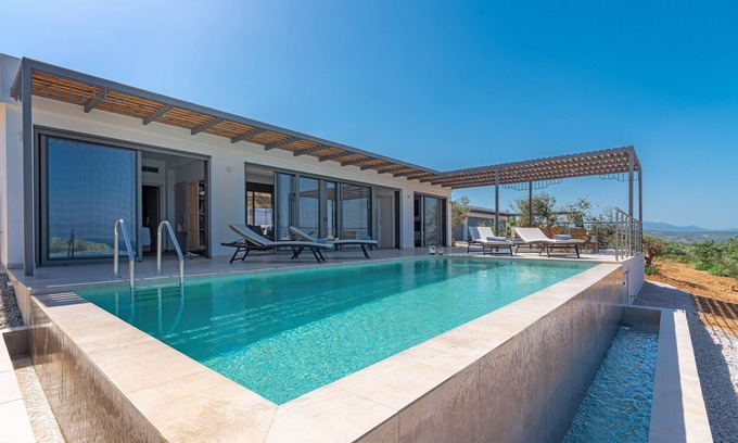 Messini Villa | Top-Rated Messinian Riviera Villas with Private Pools