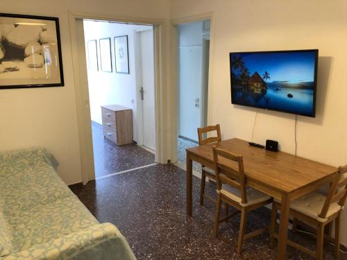 Kerameikos Apartment | Budget-Friendly Metaxourgio Two-Bedroom Family Retreat