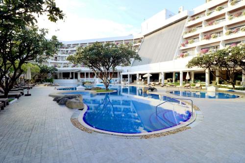 Cha-am Resort | Discover Methavalai Hotel: Ocean View & Family-Friendly Stay
