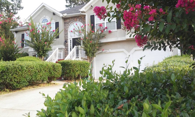 Douglasville Apartment | Cozy Metro Atlanta Apartment with Spa & Breakfast Amenities