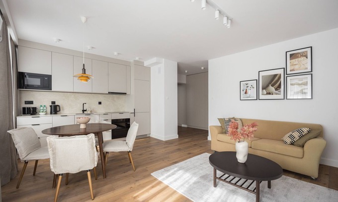 Ursynow Apartment | Stylish Metro Kabaty Apartment with Family-Friendly Amenities