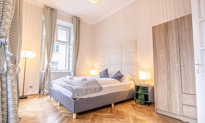 Landstrasse Apartment | Stylish 2+1 Apartment in the Heart of Vienna