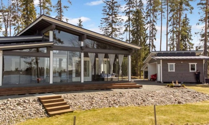 Keuruu House | Experience Metsäpirtti by Interhome: Lake View & Spa Retreat