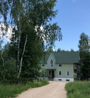 Sihva Apartment | Discover Metsalagendik: Family and Pet-Friendly Retreat