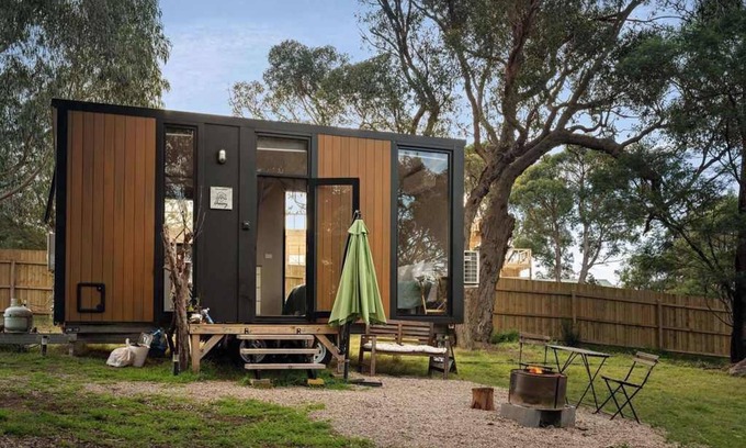 Metung House | Explore Metung Hideaway: Family-Friendly Retreat with Kitchen