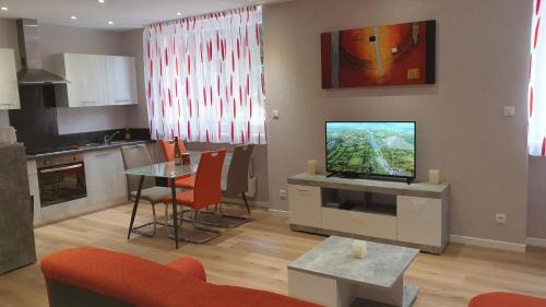 Niederbronn-les-Bains Apartment | Child-Friendly Retreat at Meublés du 25 N2 F2 RDC