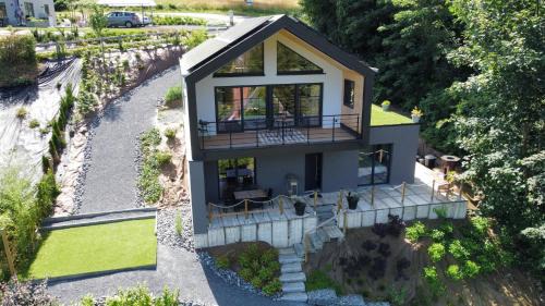 Hastiere-Lavaux Apartment | Pet-Friendly Meuse Cottage with Relaxing Hot Tub