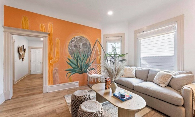 Downtown Sacramento House | Desert-Inspired Casita: 10/10 Rated in Downtown Sacramento