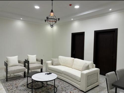 Budaiya Apartment | Pet-Friendly MFAPARTMENT: Rated 8/10 for Family Comfort