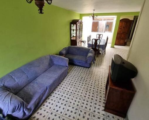 Uriangato Apartment | Cozy Mi Casa: Guest Rated 10/10, Pet & Child Friendly
