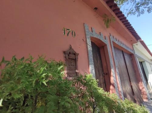 Realengo House | Family-Friendly Casa Grande Steps from the Beach