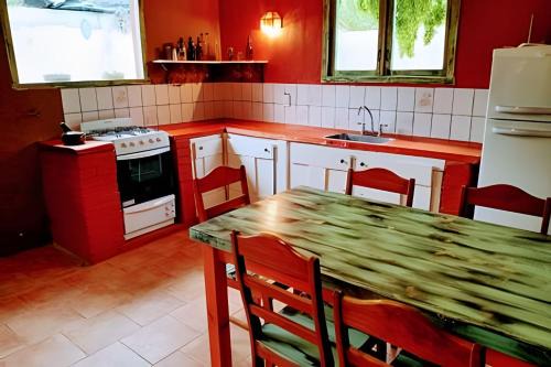 Lago Puelo House | Top-Rated Family Retreat at Mi Casa Tu Casa - 9.8/10