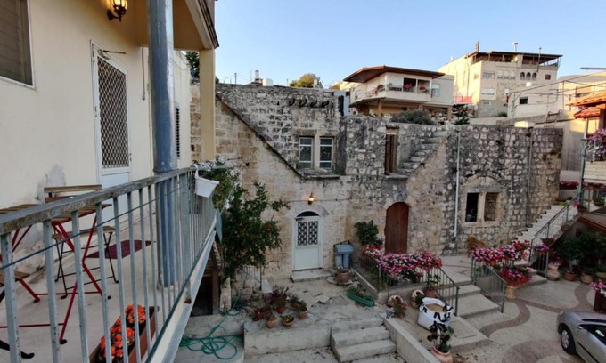 Miilya House | Delightful Mi'ilya CHOCOLATE HOUSE with Family-Friendly Amenities