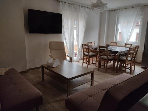 Bejar Apartment | Family-Friendly Getaway at Mi Piso en Béjar - Rated 9.2/10