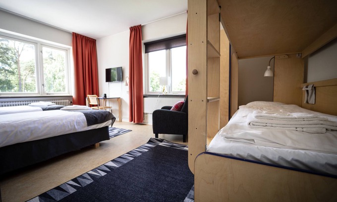 Raus Plantering Hotel | Discover Family-Friendly Comfort at Miatorp Hotell