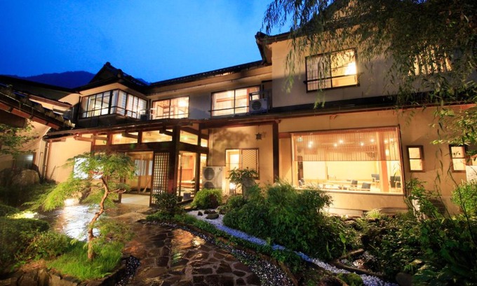 Kamimoku Onsen Hotel | Cozy Micasa: Family-Friendly Hotel with Hot Tub Amenities