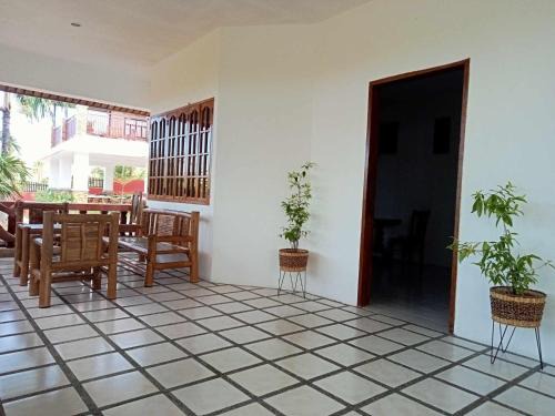 Moalboal House | Family-Friendly Stay at Michael's Apartment 2