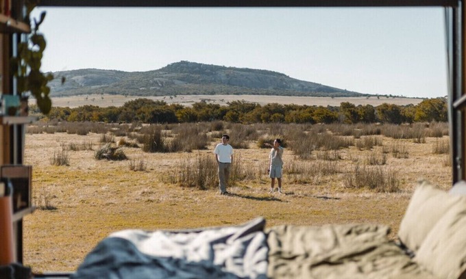 Merivale Cabin | Michael the Tiny Cabin: Family-Friendly Retreat in Esperance
