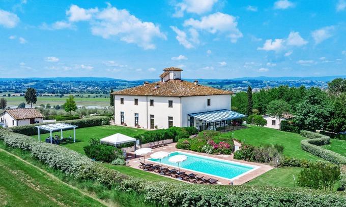 Le Piazze House | Michelangioli by Interhome