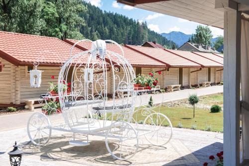 Soymy Hotel | Top-Rated MicheLLe's: Pet-Friendly Stay with Great Amenities
