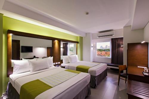 Ugong Norte Hotel | Enjoy Comfort at Microtel by Wyndham Acropolis