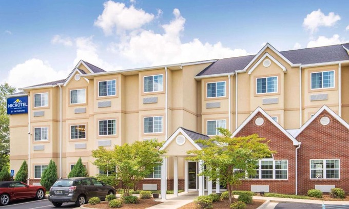 Gunter Afs Hotel | Pet-Friendly Microtel Inn and Suites Montgomery Awaits You