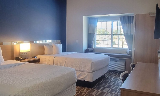 Fountain Hotel | Comfortable Stay at Microtel Inn & Suites by Wyndham