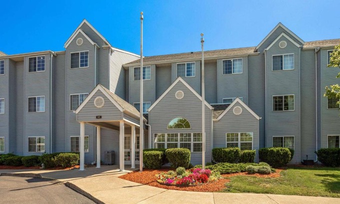 Thurston Hotel | Discover Microtel Inn & Suites: Family-Friendly Comfort