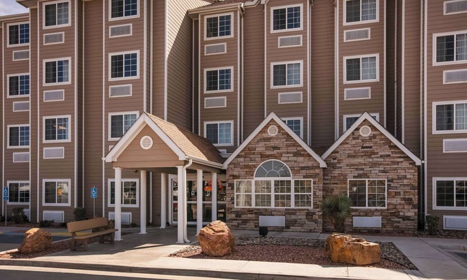 Pecos Hotel | Discover Comfort at Microtel Inn & Suites in Pecos