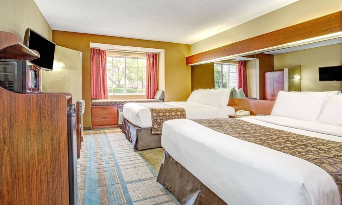 Mason Hotel | Budget-Friendly Microtel Inn & Suites near Kings Island