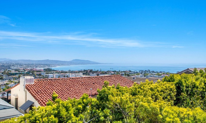 Dana Point House | Mid-Century Modern Home with Epic Coastline Views, Rated 10/10