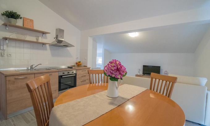 Pazin Apartment | Family-Friendly Escape at Middle Istra - Rated 9/10