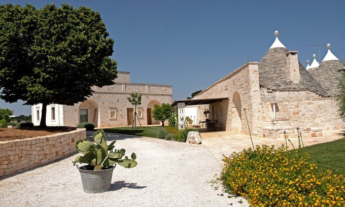 Cisternino House | Tranquil Trulli Retreat with Pool and Ocean Views