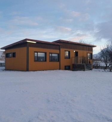 Northwestern Region House | Top-Rated Midhop Guesthouse with Family-Friendly Amenities