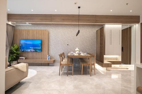 Phu My Hung Apartment | Stylish Midtown Apartments - Phú Mỹ Hưng with Ocean Views