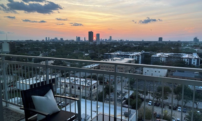 Midtown Apartment | Midtown experience