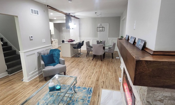 Kansas City House | Midtown Get Away or Stay for