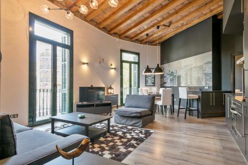 Dreta de l'Eixample Apartment | Stylish Midtown Apartments by Sweett - Family-Friendly Retreat