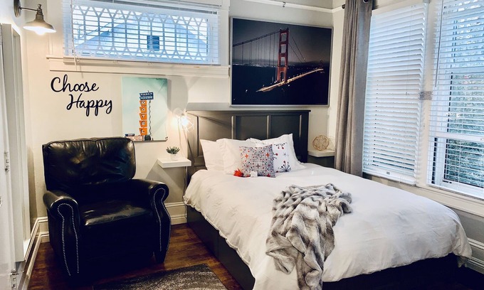 Midtown House | Historic Midtown Studio: 10/10 Rated, Pet Friendly Stay