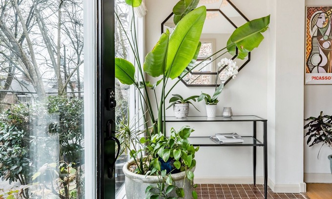 Midtown House | Prime Midtown Townhome Steps from Piedmont Park & Peachtree