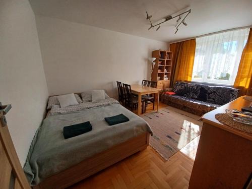 Przymorze Apartment | Seaside Retreat: Pet-Friendly Two Room Apartment Awaits